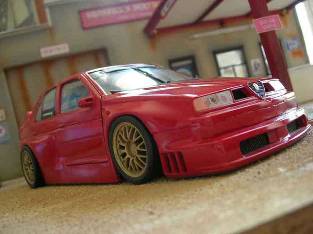 Alfa Romeo 155 q4 preparation tuning 1/18 Ut Models