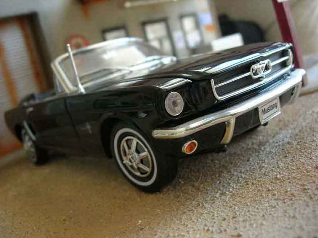 Ford Mustang 1964 1/18 Welly 1964 cabriolet black diecast model cars