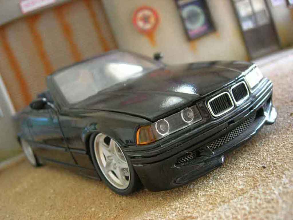 Bmw 325 Cabriolet E36 black swap z3m jantes z3m spoiler z3m 1/18 Maisto