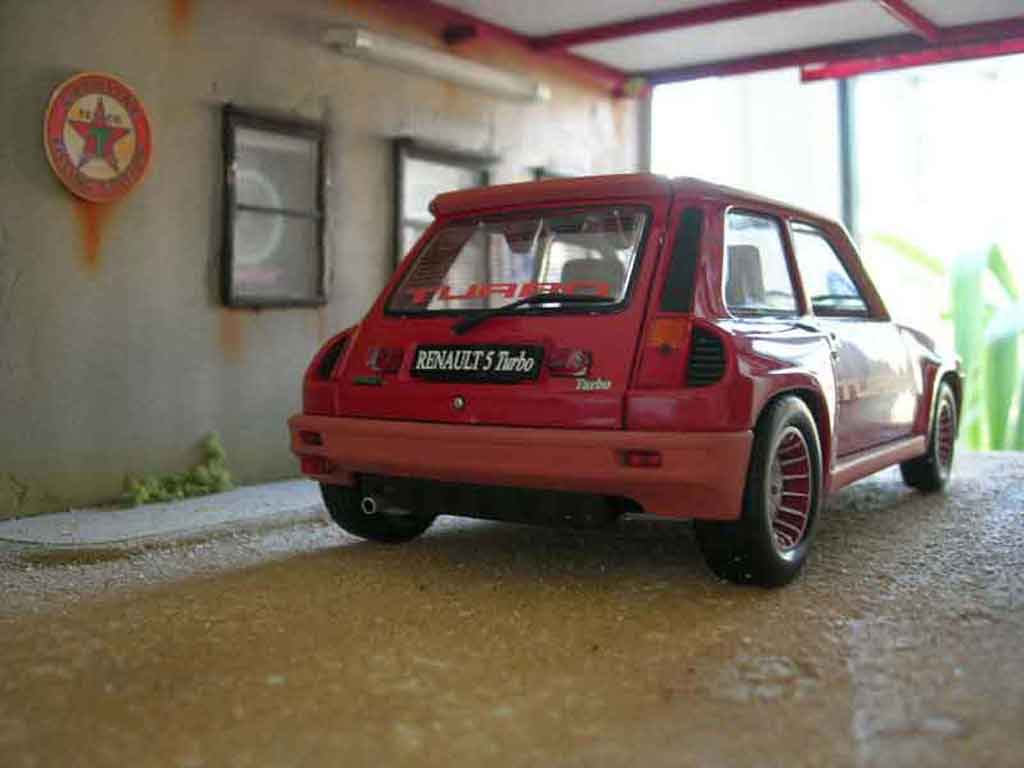 Renault 5 Turbo 1/18 Universal Hobbies Turbo 1 red diecast model cars