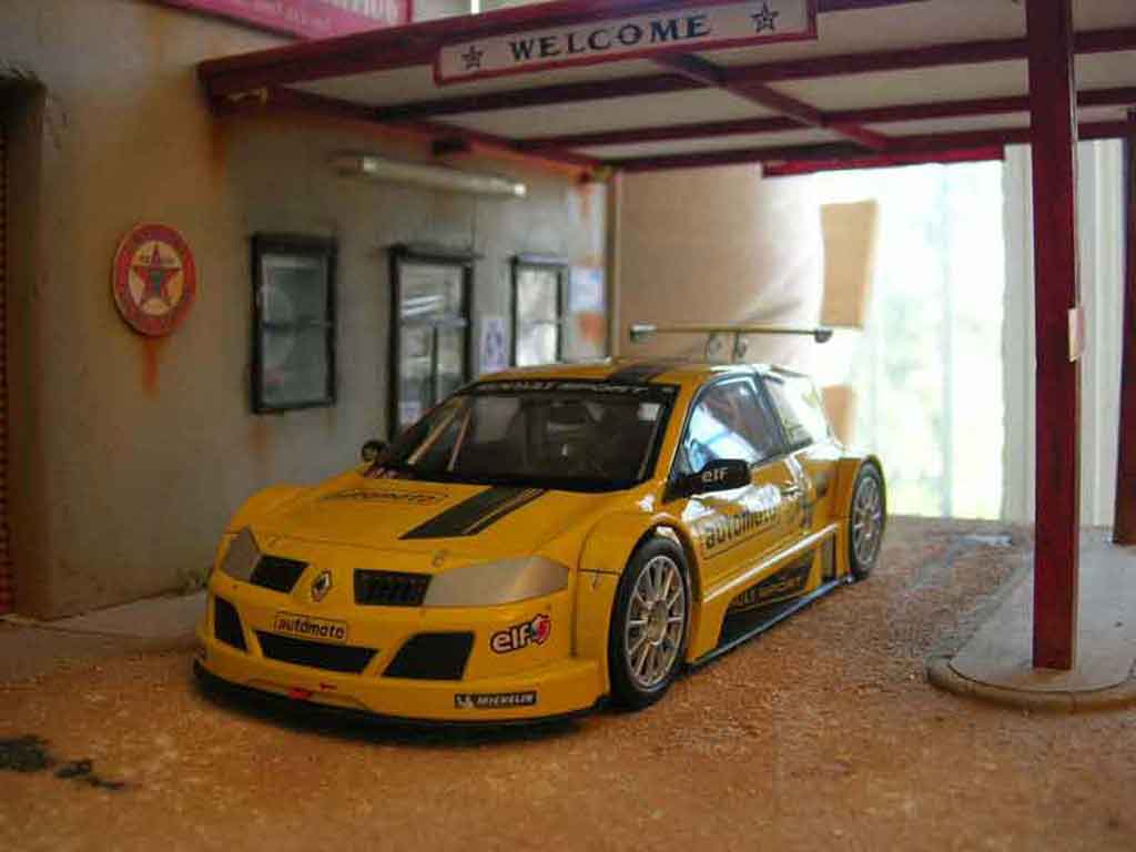 Renault Megane Trophy 2006 Beltoise #99 yellow 1/18 Solido