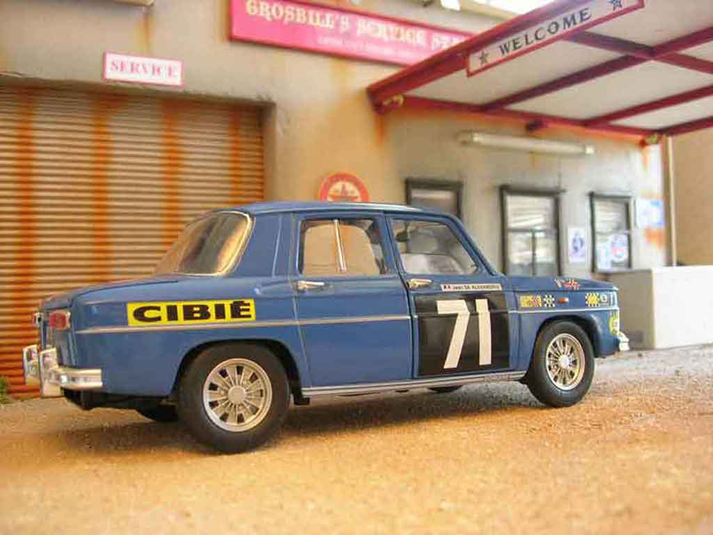 Renault 8 Gordini rallye 1/18 Solido