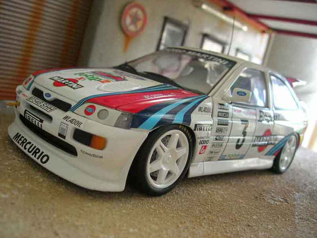 Ford Escort Cosworth 1/18 Ut Models Cosworth rs martini diecast model cars