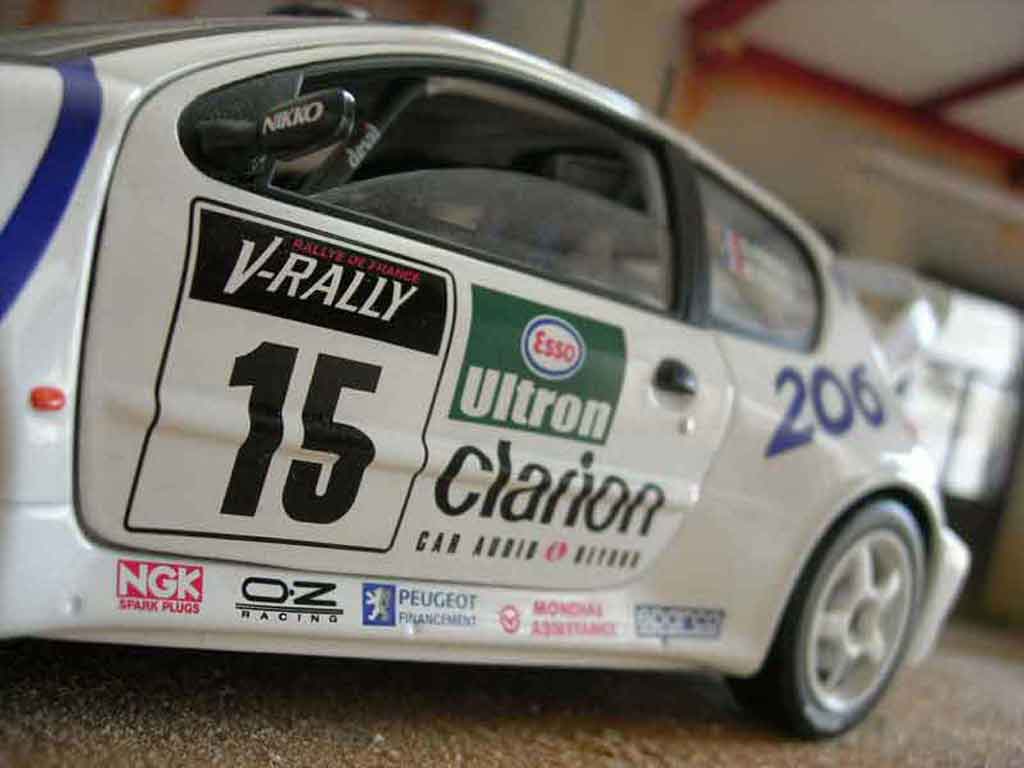 Peugeot 206 WRC 1999 # 15 Clarion Panizzi white 1/18 Solido