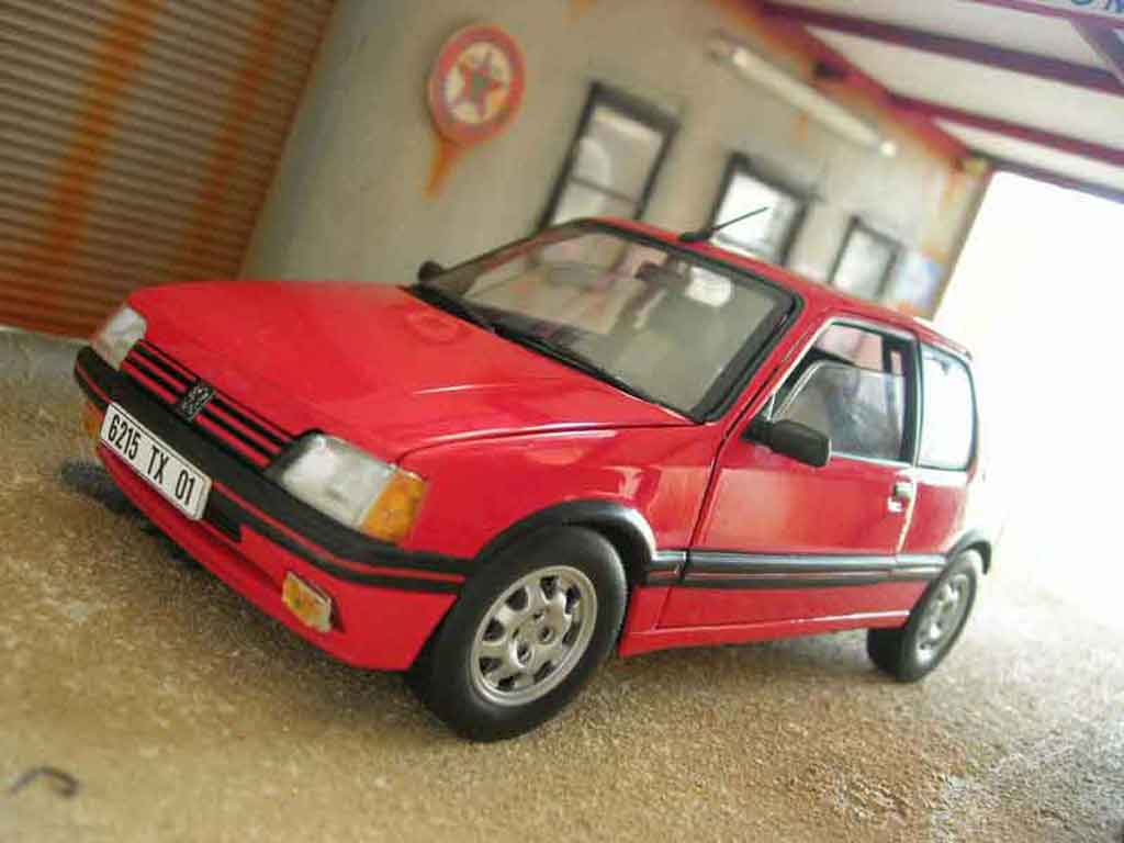 Diecast model cars Peugeot 205 GTI 1.9 red vallelunga 1/18 Solido