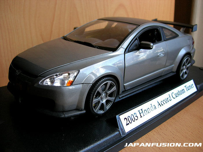 Honda Accord Base 2003 grey 1/18 Motormax