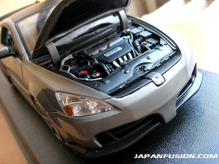Honda Accord Base 2003 grey 1/18 Motormax