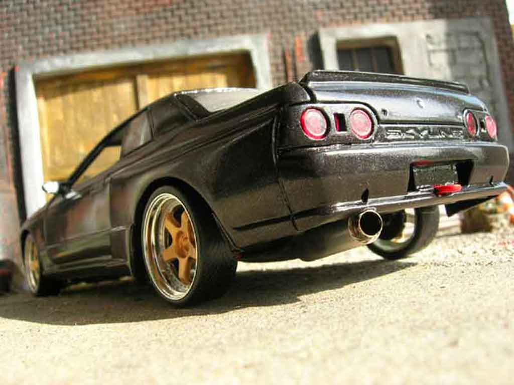 Nissan Skyline R32 gtr tuning 1/18 Kyosho
