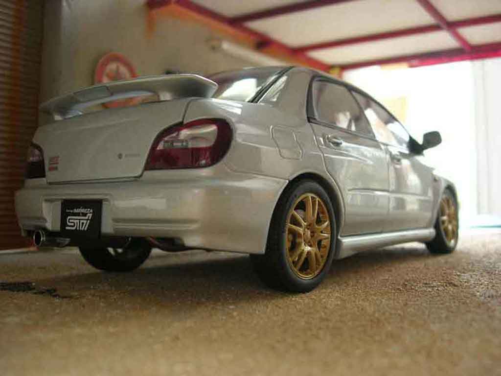 Subaru Impreza WRX STI grey 1/18 Autoart