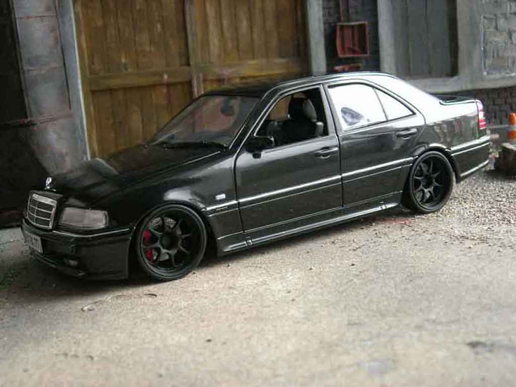 Mercedes Classe C AMG 36 black 1/18 Ut Models