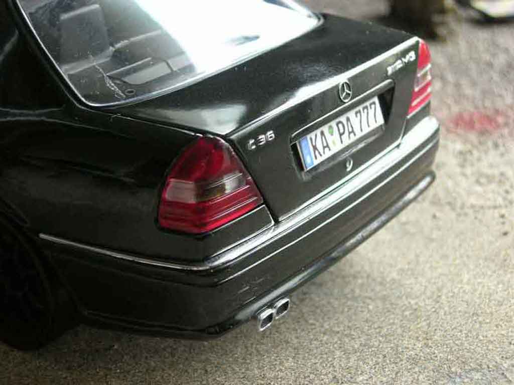 Mercedes Classe C AMG 36 black 1/18 Ut Models