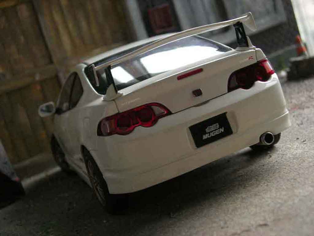 Honda Integra Type R DC5 mugen 1/18 Autoart