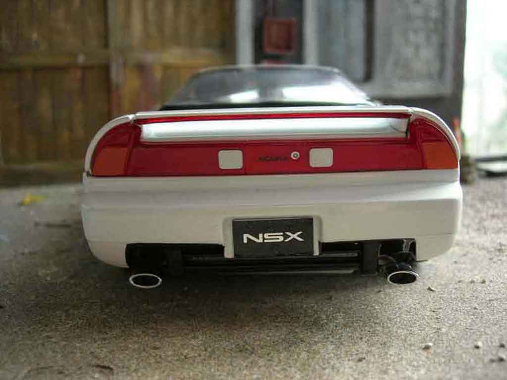 Acura NSX Berlinetta white 1/18 Kyosho
