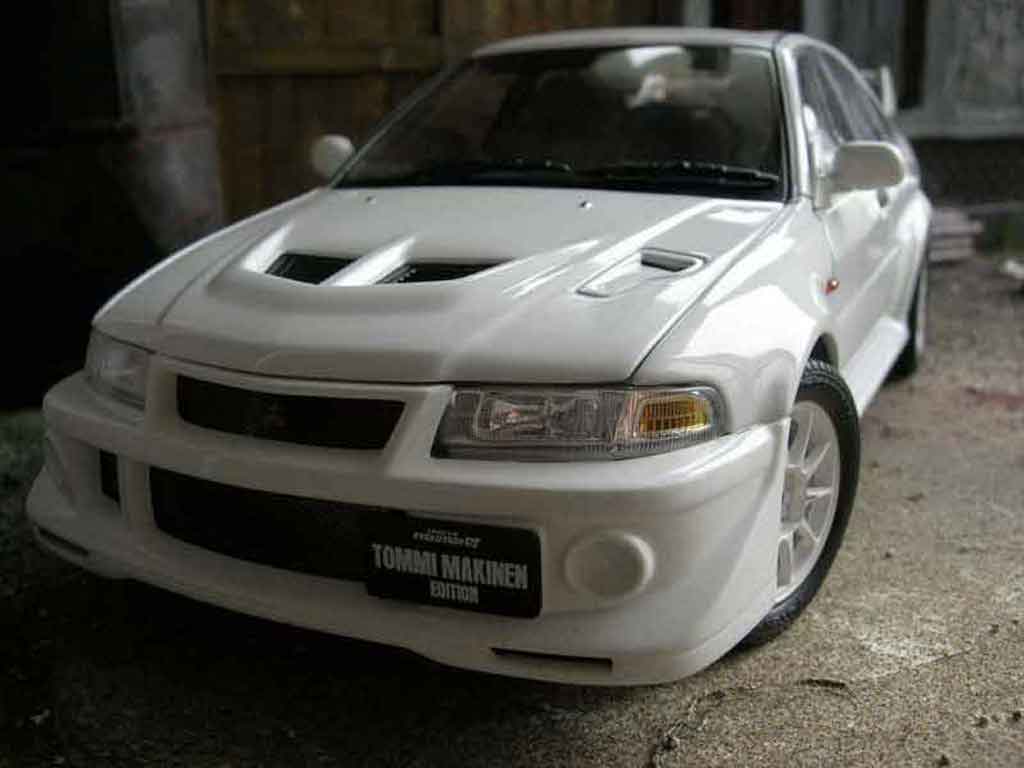Mitsubishi Lancer Evolution VI 1/18 Autoart Evolution VI makinen edition white diecast model cars