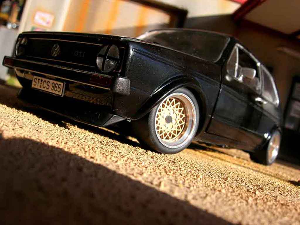 Volkswagen Golf GTI 1 swap moteur audi tt black 1/18 Solido