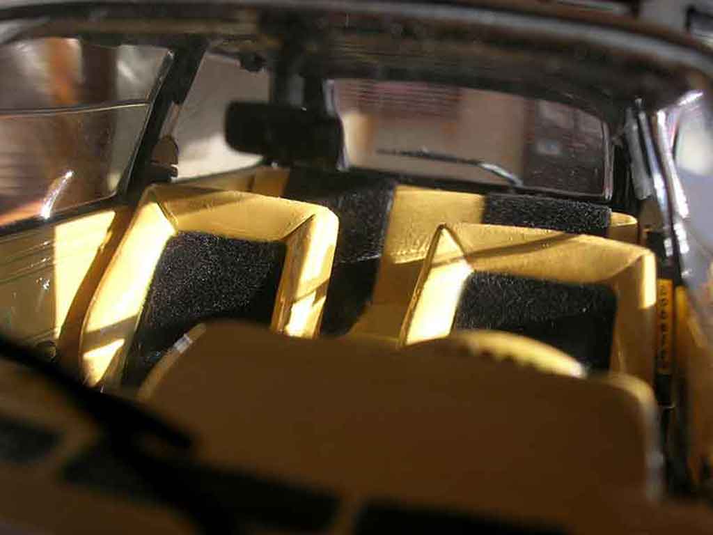 Volkswagen Golf GTI 1 swap moteur audi tt black 1/18 Solido