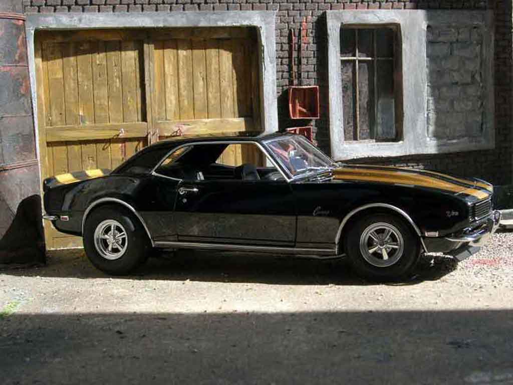Chevrolet Camaro Z28 street stalkerz grey black bandes dorees 1968 1/18 Exact Detail Replicas