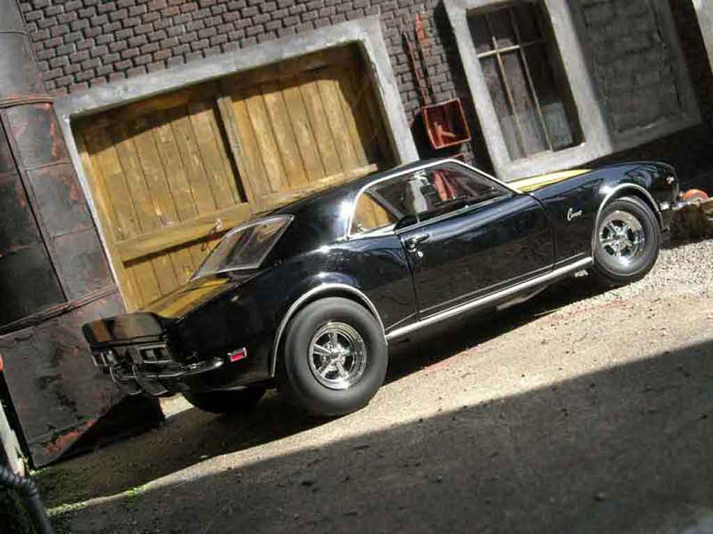 Chevrolet Camaro Z28 street stalkerz grey black bandes dorees 1968 1/18 Exact Detail Replicas