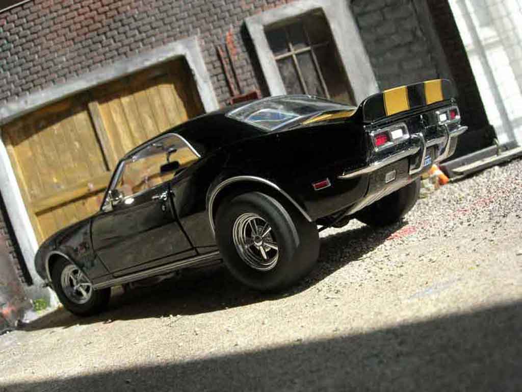 Chevrolet Camaro Z28 street stalkerz grey black bandes dorees 1968 1/18 Exact Detail Replicas