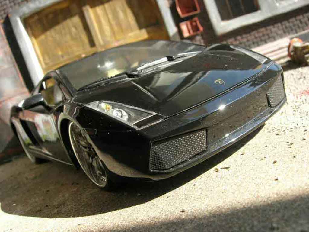 Lamborghini Gallardo SE tuning black 1/18 Playerz