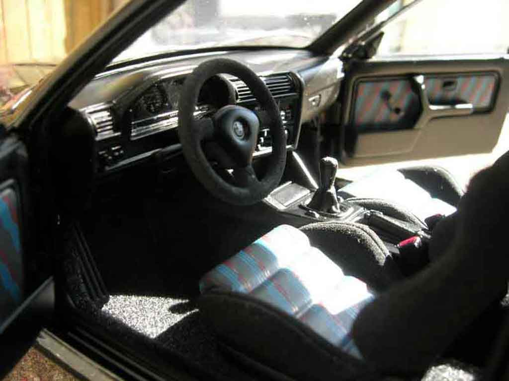 Bmw M3 Sport Evolution E30 black 1/18 Autoart