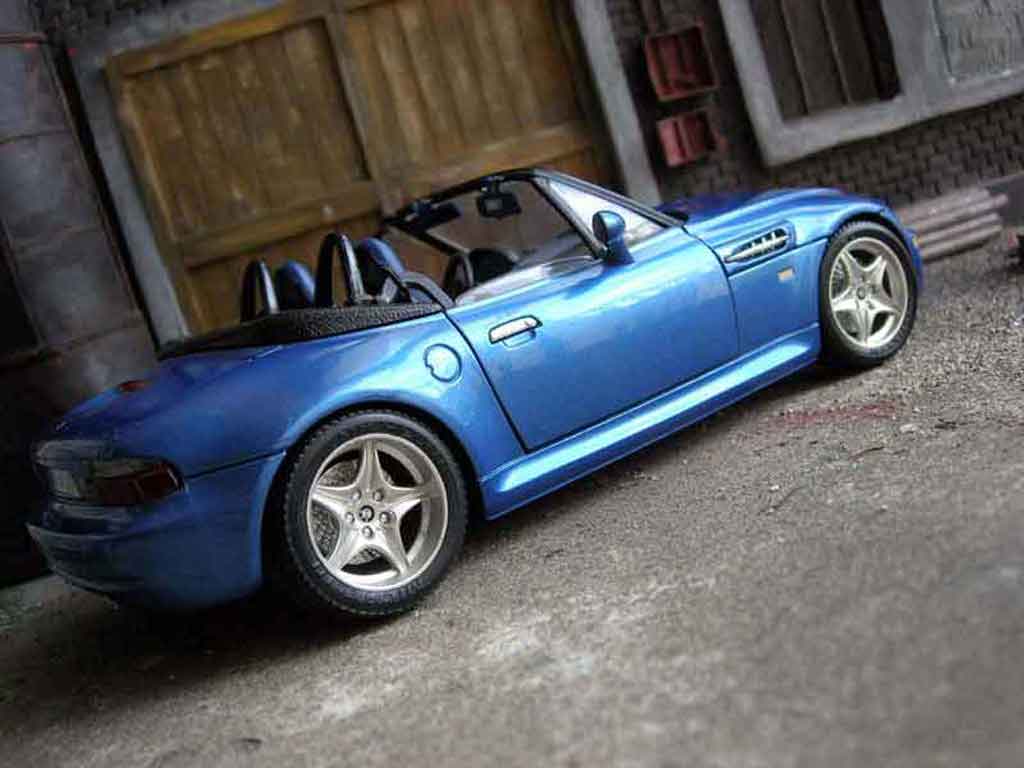 Bmw Z3 M Roadster blue 1996 1/18 Burago