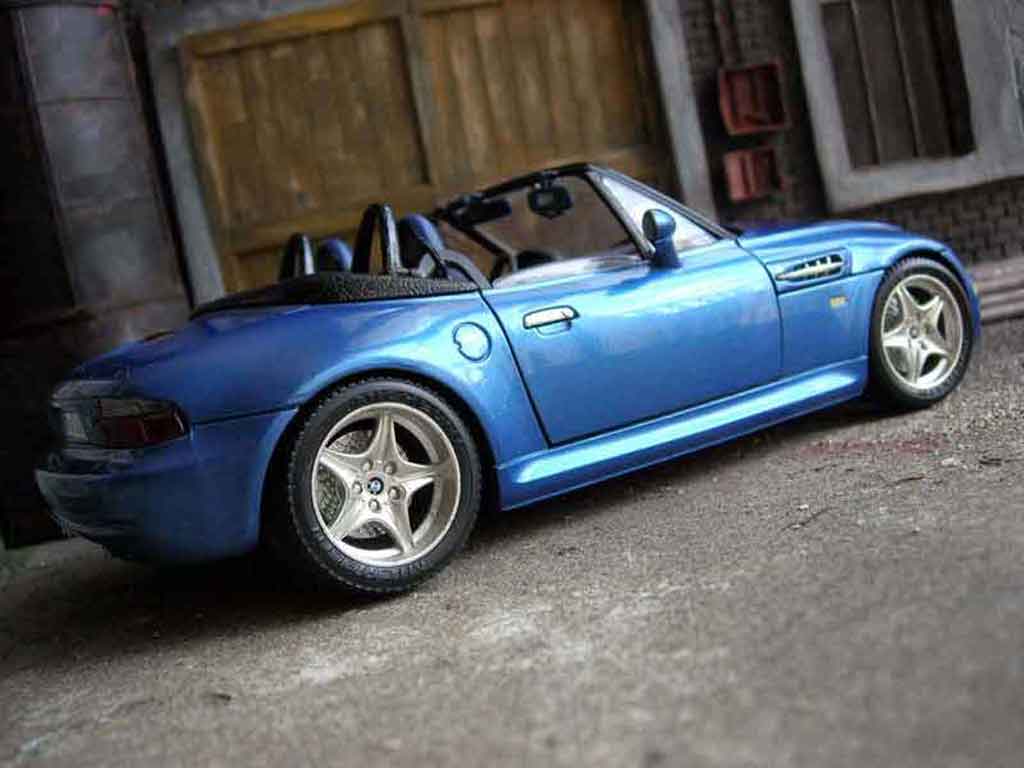 Bmw Z3 M Roadster blue 1996 1/18 Burago