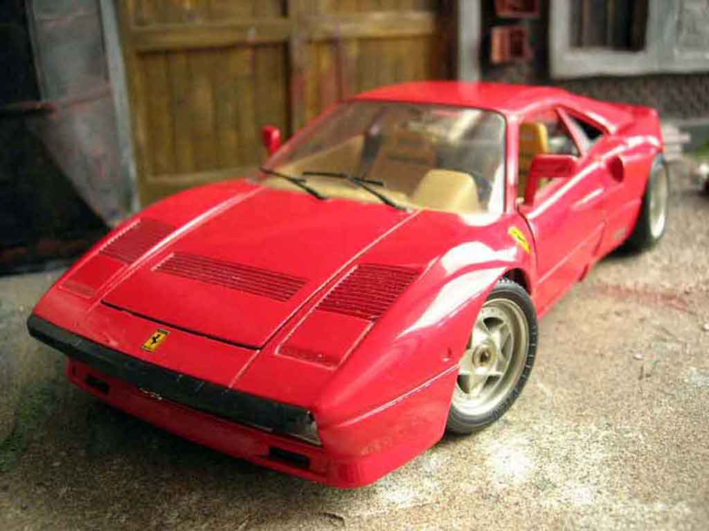 Ferrari 288 GTO red jantes f40 1/18 Burago
