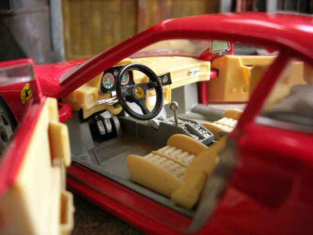 Ferrari 288 GTO red jantes f40 1/18 Burago