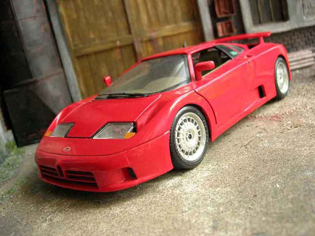 Bugatti EB110 1/18 Burago  diecast model cars