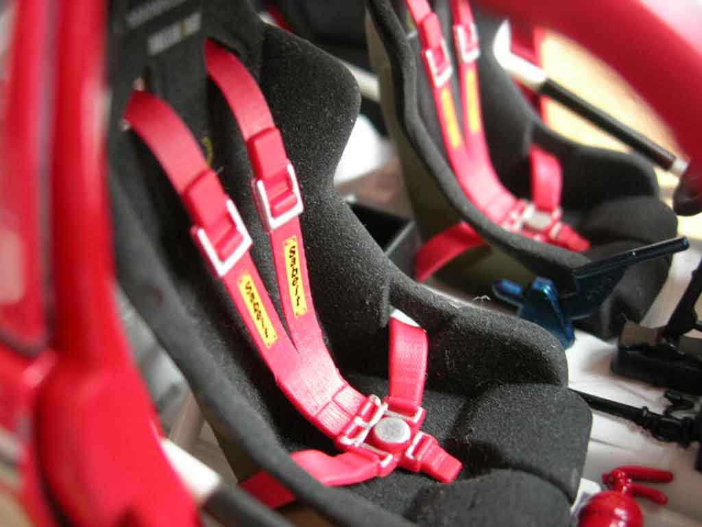Mitsubishi Lancer Evolution VI WRC 2001 Makinen Monte Carlo red 1/18 Autoart