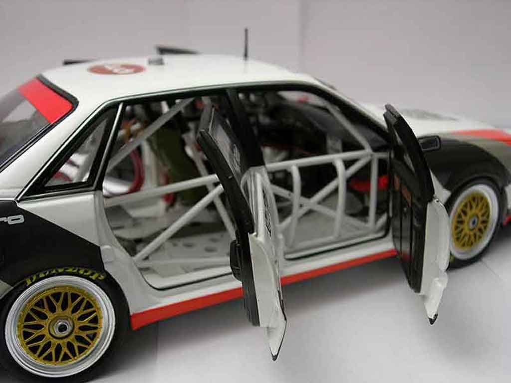 Audi V8 dtm Quattro #46 1991 1/18 Minichamps