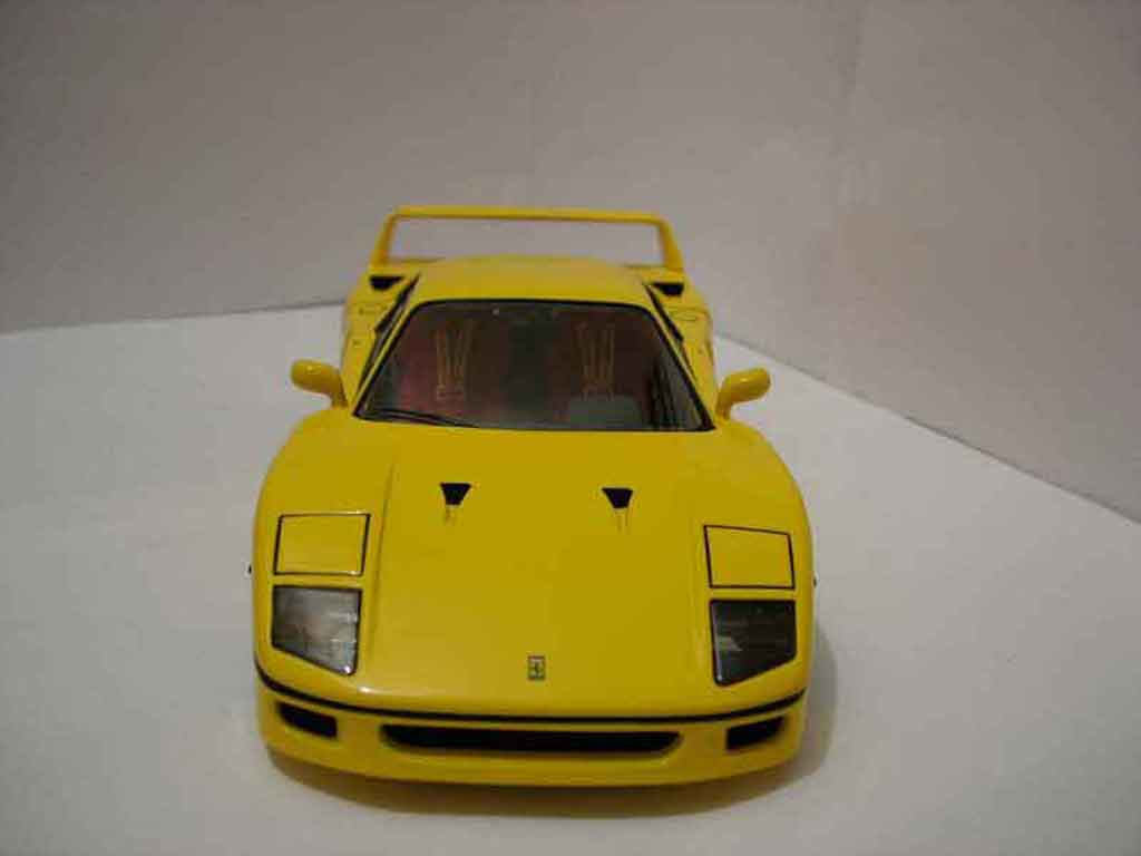 Ferrari F40 Coupe yellow 1/18 Hot Wheels Elite