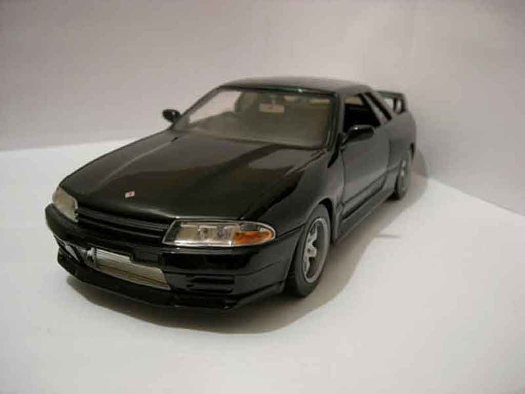 Nissan Skyline R32 1/18 Jada Toys R32 initial d black diecast model cars
