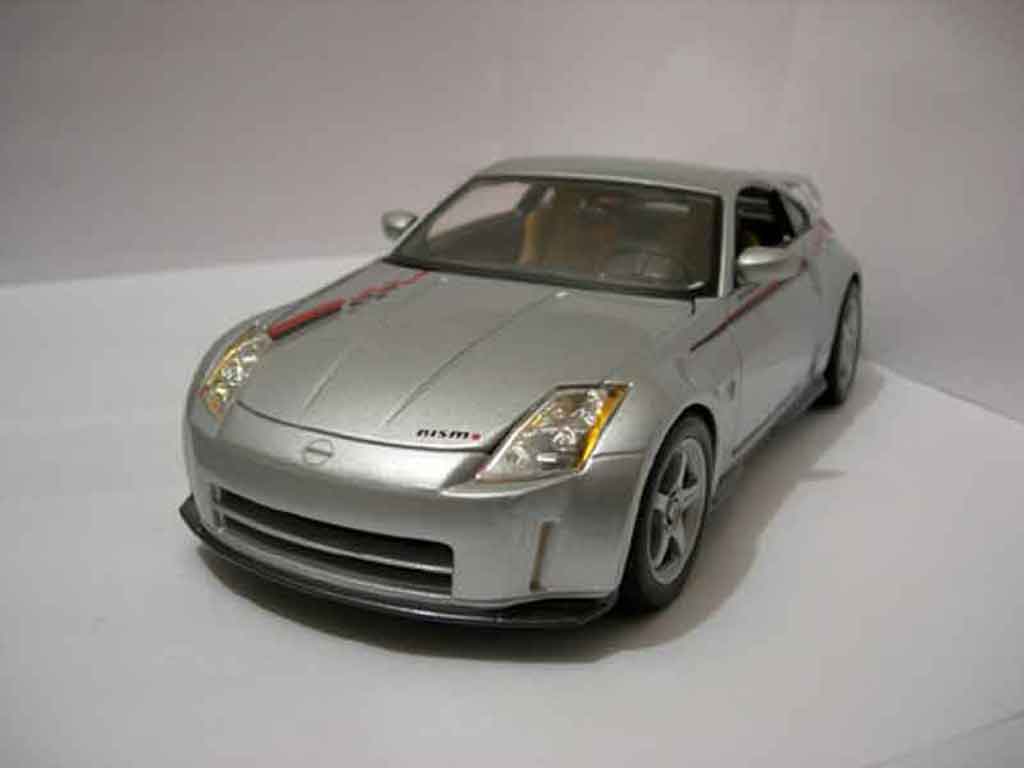 Nissan 350Z 1/18 Maisto Nismo  diecast model cars