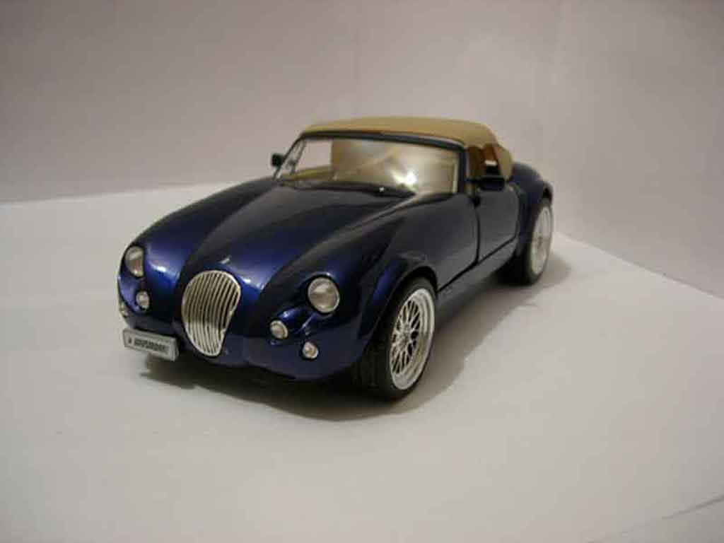 Wiesmann 1/18 Revell mf3 roadster diecast model cars