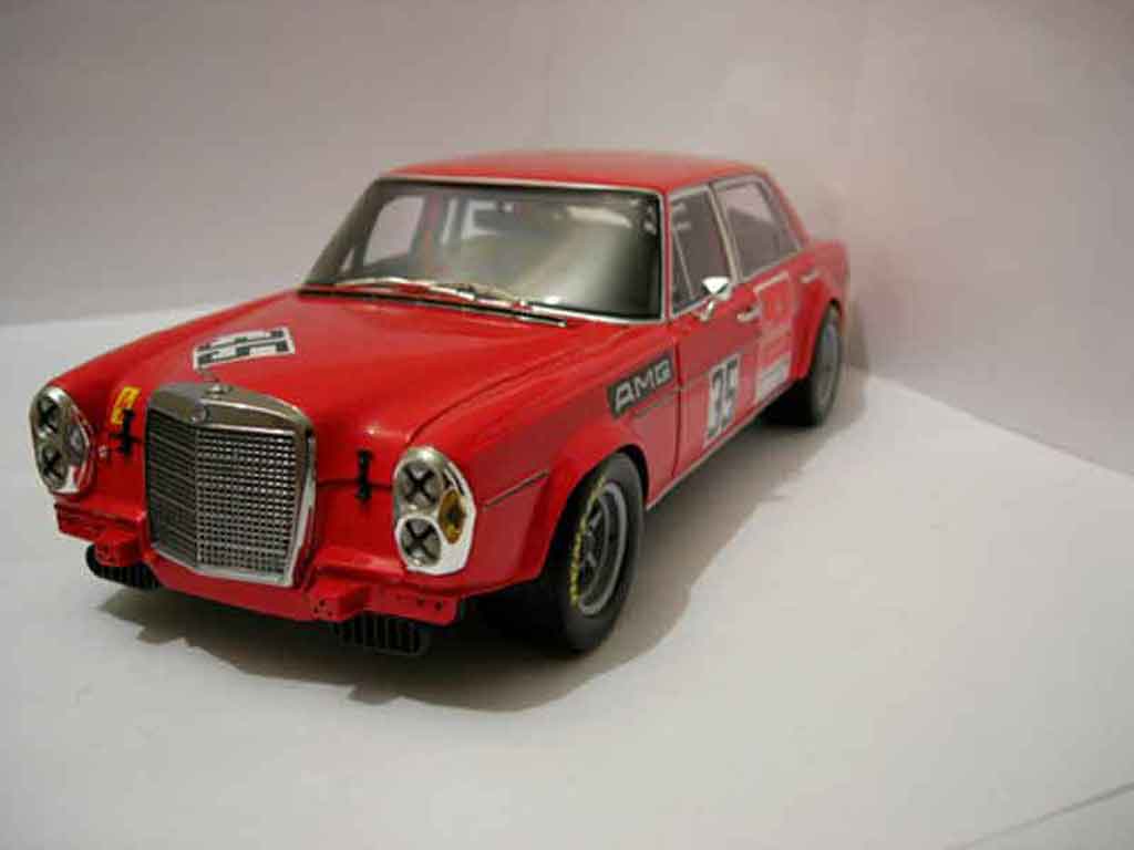Mercedes 300 SEL 1/18 Minichamps SEL 6.8 amg diecast model cars