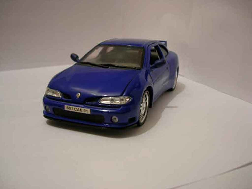 Renault Megane Maxi 1/18 Anson Maxi blue diecast model cars