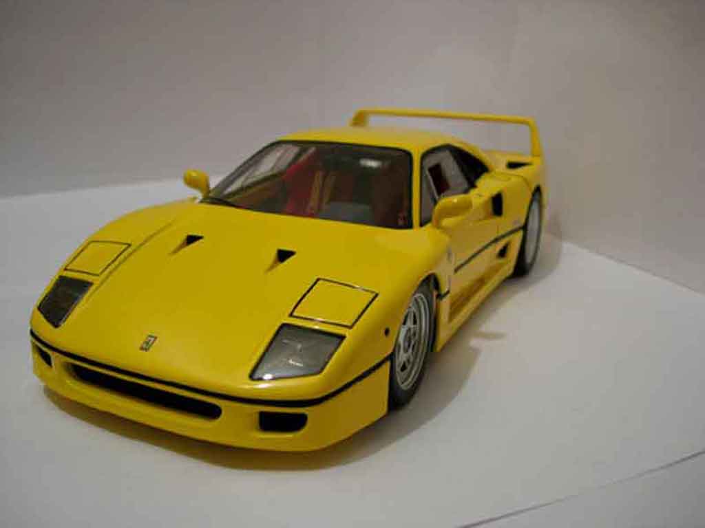 Ferrari F40 1/18 Hot Wheels Elite yellow diecast model cars