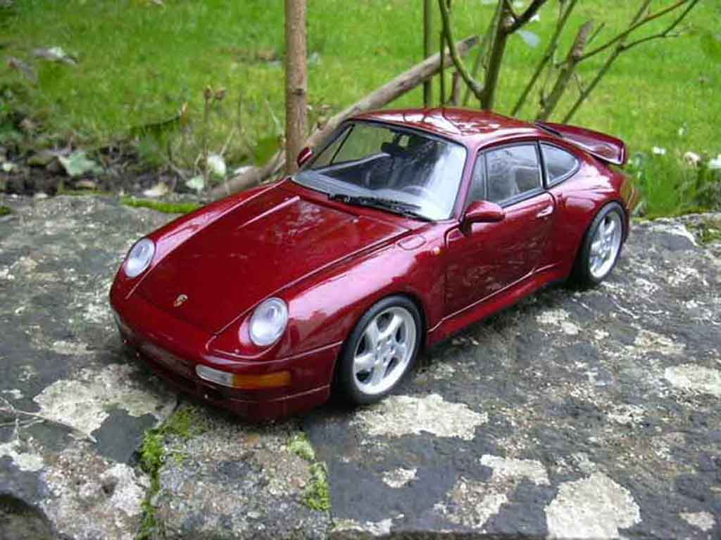 Porsche 911 Turbo bordeau 1/18 Ut Models