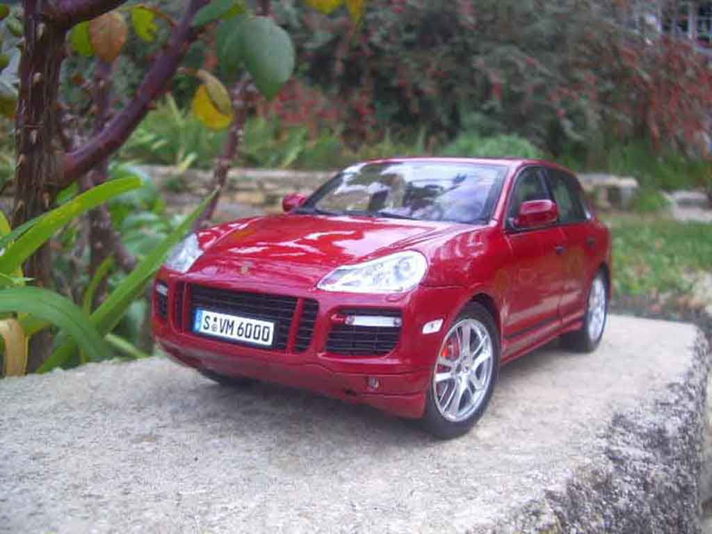Porsche Cayenne GTS 1/18 Norev GTS red diecast model cars