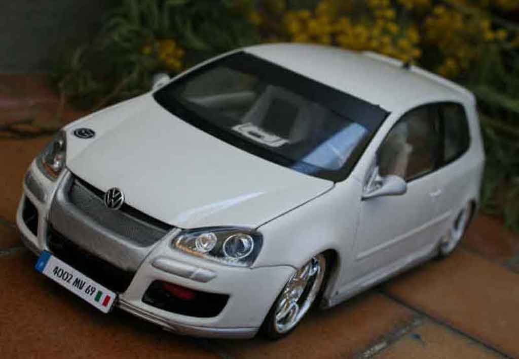 Volkswagen Golf V GTI 1/18 Norev V GTI alpine white sono diecast model cars