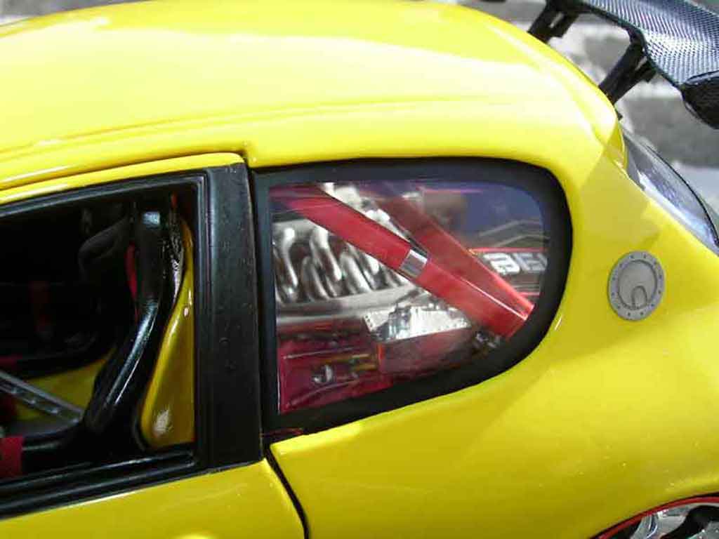 Peugeot 206 WRC tuning yellow 1/18 Solido