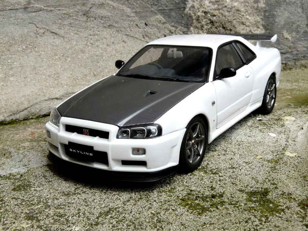 Nissan Skyline R34 1/18 Autoart blanche R34 gn1 diecast model cars