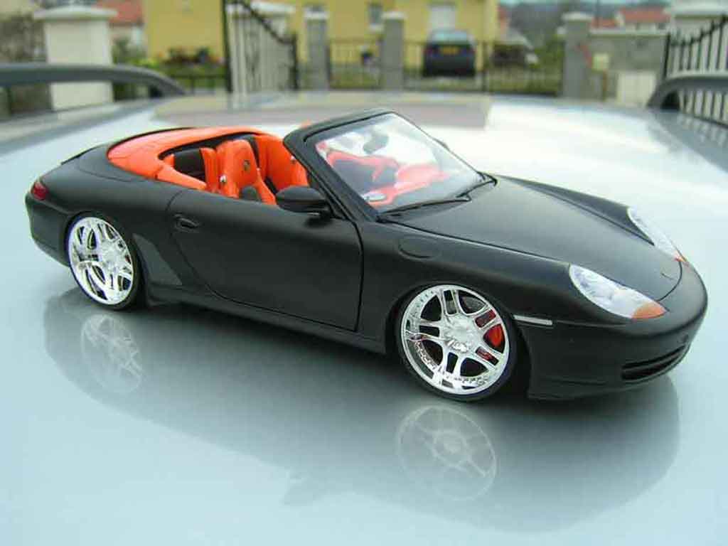 Porsche 996 Cabriolet 1/18 Ut Models Convertible black diecast model cars