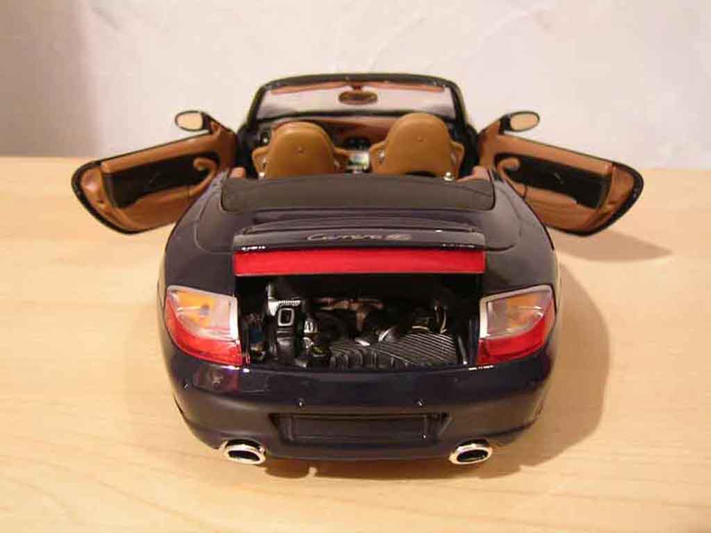 Porsche 911 Cabriolet Convertible black jantes f430 1/18 Maisto