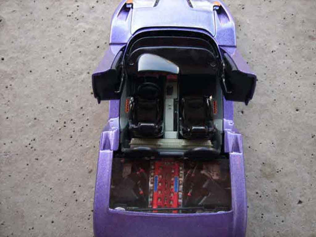 Bugatti EB110 barquette blue 1/18 Burago