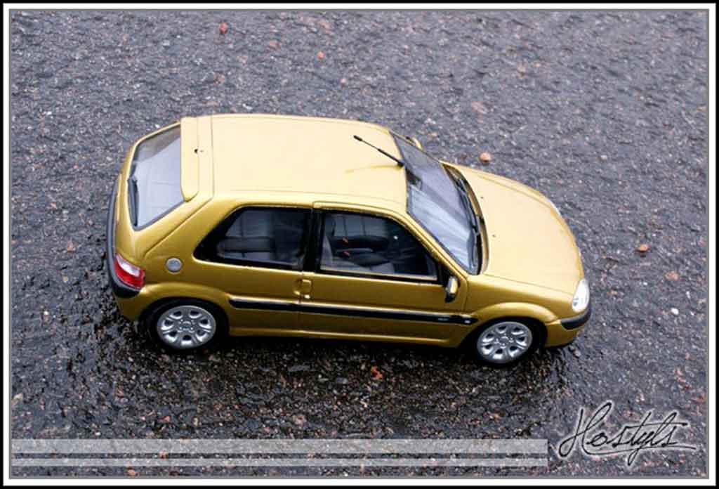 Citroen Saxo VTS yellow heliodor 1/18 Ottomobile