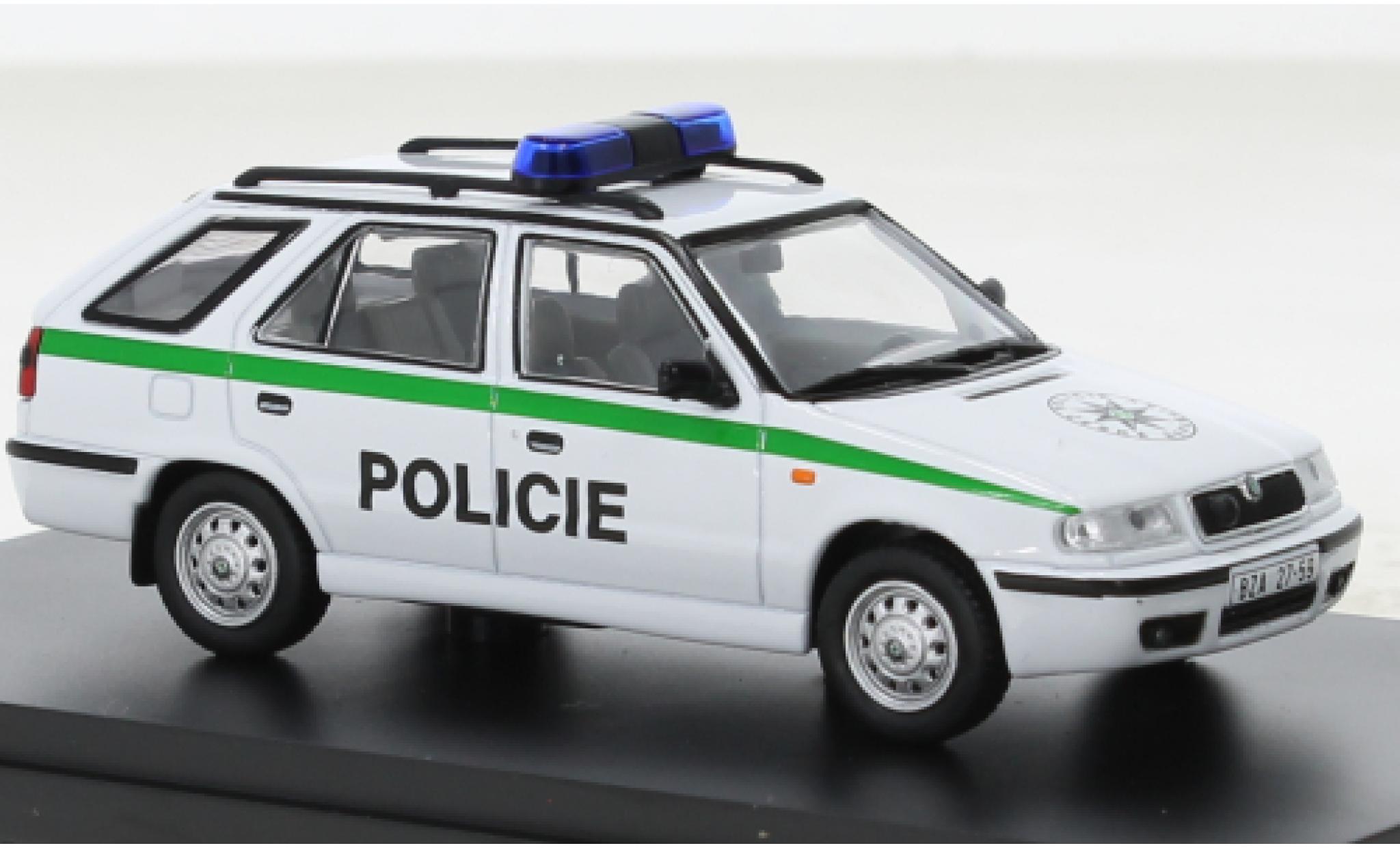 Skoda Felicia 1/43 Abrex FL Combi Policie (CZ) 1998 diecast model cars