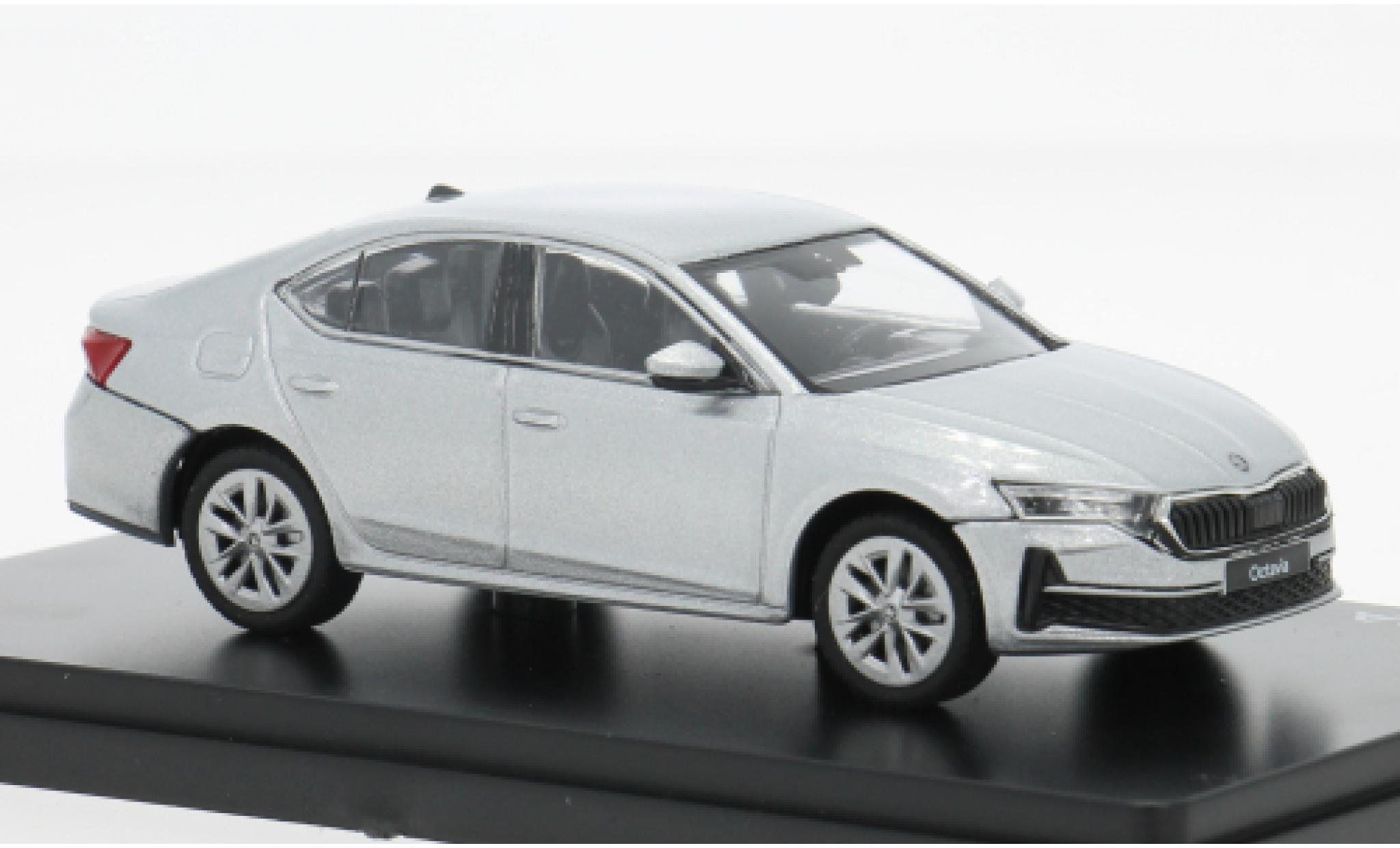 Skoda Octavia 1/43 Abrex IV FL silver 2024 1:43 diecast model cars